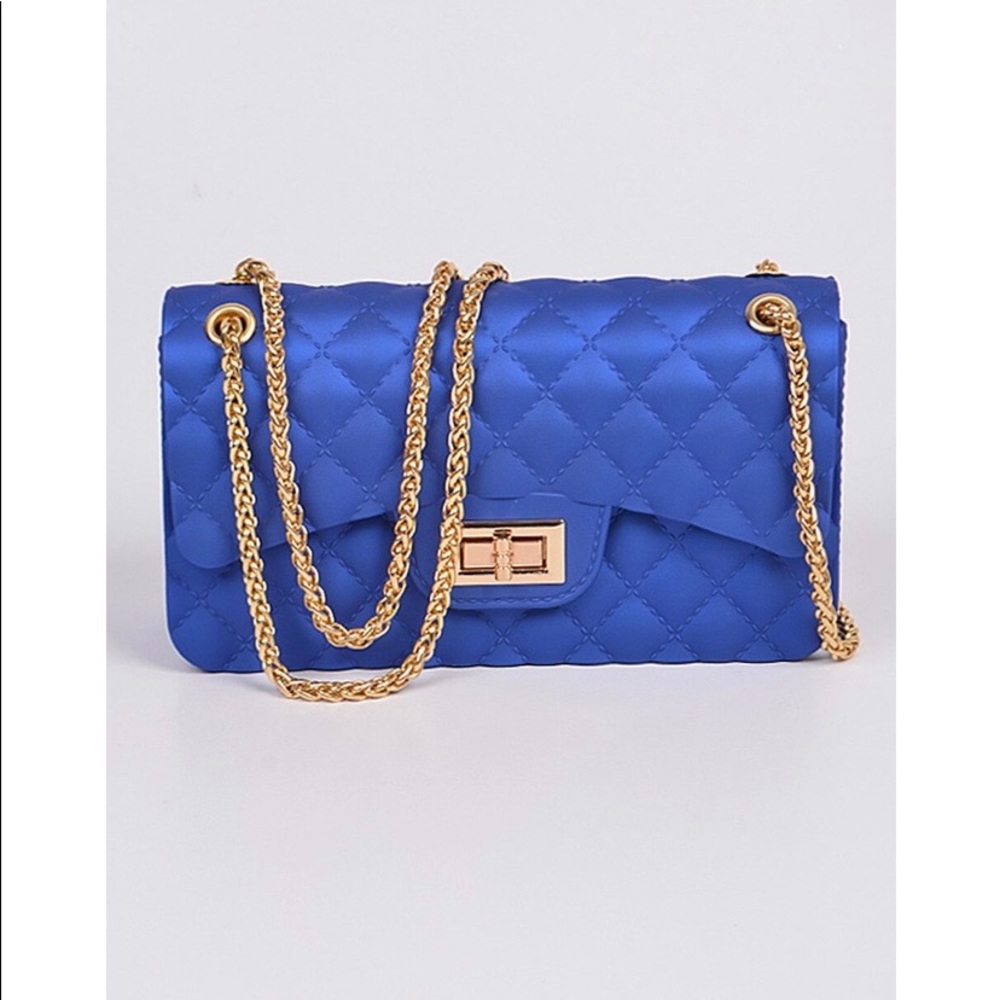 Chain strap bag